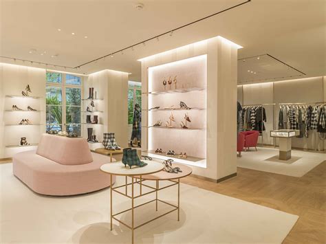 boutiques dior